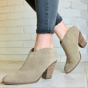 Dolce Vita Chunky Stacked High Heel Tan Taupe Suede Open Back Cut Ankle Bootie